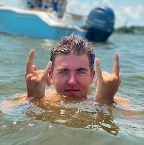 Meet your Posher, Chris